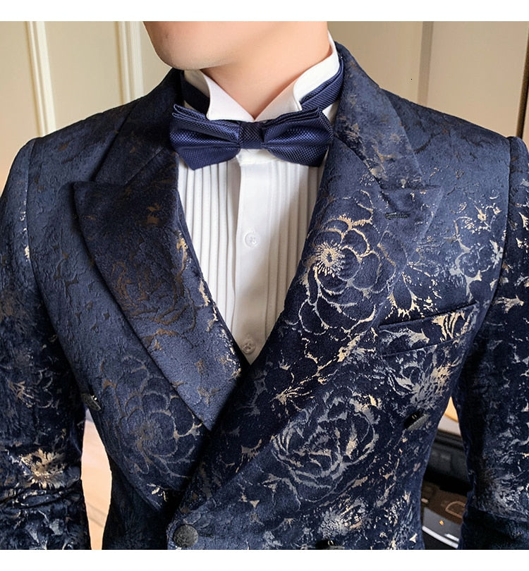 Mas Suit